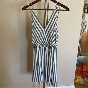 NWT Lulu’s Backless Dress